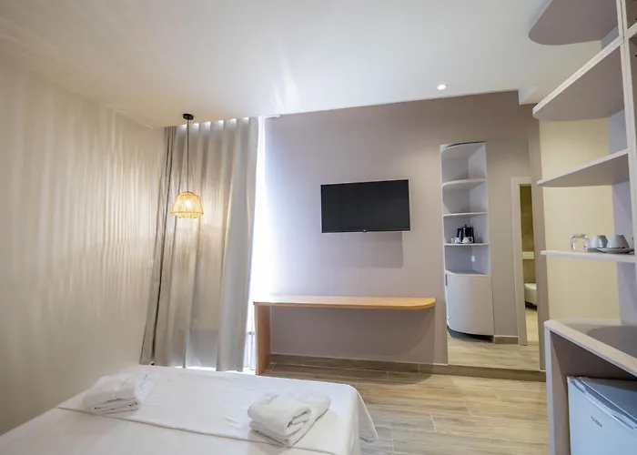 Mirage Bay Deluxe Ξενοδοχείο 4*