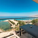 Hotel Mirage Bay Deluxe 4*
