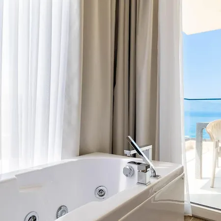 Mirage Bay Deluxe Sarandë