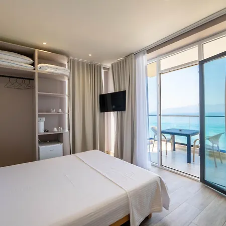 Mirage Bay Deluxe ホテル Sarandë