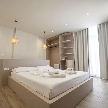 Mirage Bay Deluxe ホテル Sarandë