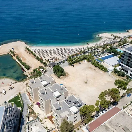 Hotel Mirage Bay Deluxe 4*