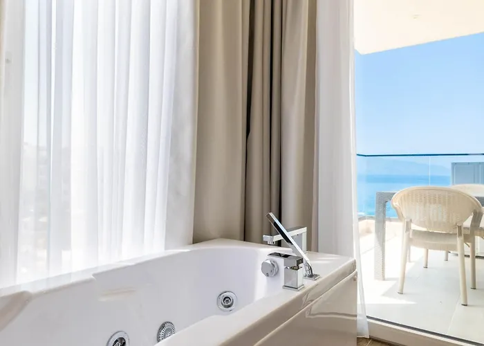 Mirage Bay Deluxe Sarandë