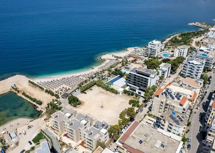Mirage Bay Deluxe